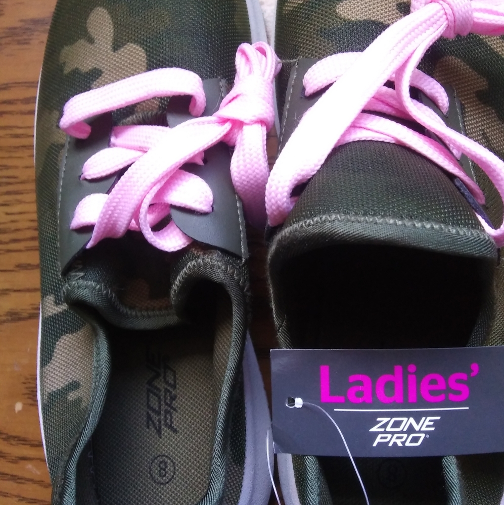 Brand New ZONE PRO Camouflage Ladies' Tennis Shoes
